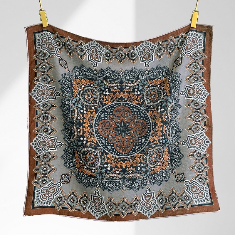 Shawl Wrap Winter - Central Compass Syal Kotak Motif Bunga