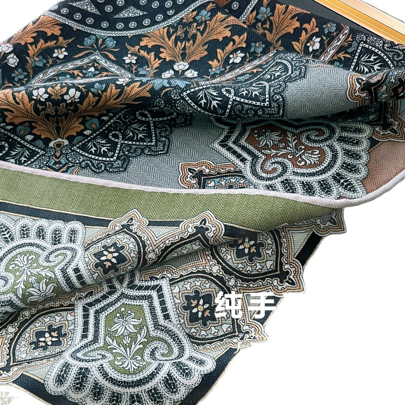 Central Compass Syal Kotak Mot - Shawl Wrap Winter ulasan dan harga